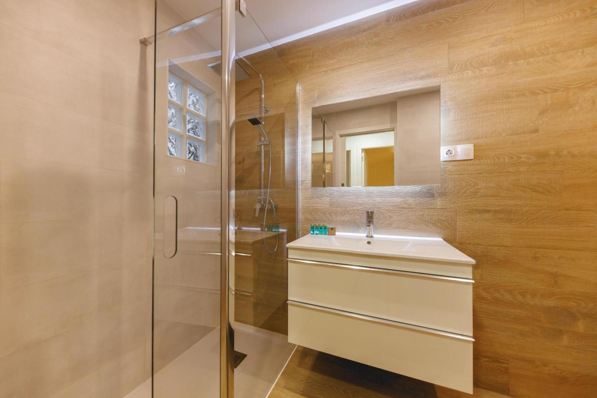 Bravissimo La Merce, Heart Of The Barri Vell Apartment *